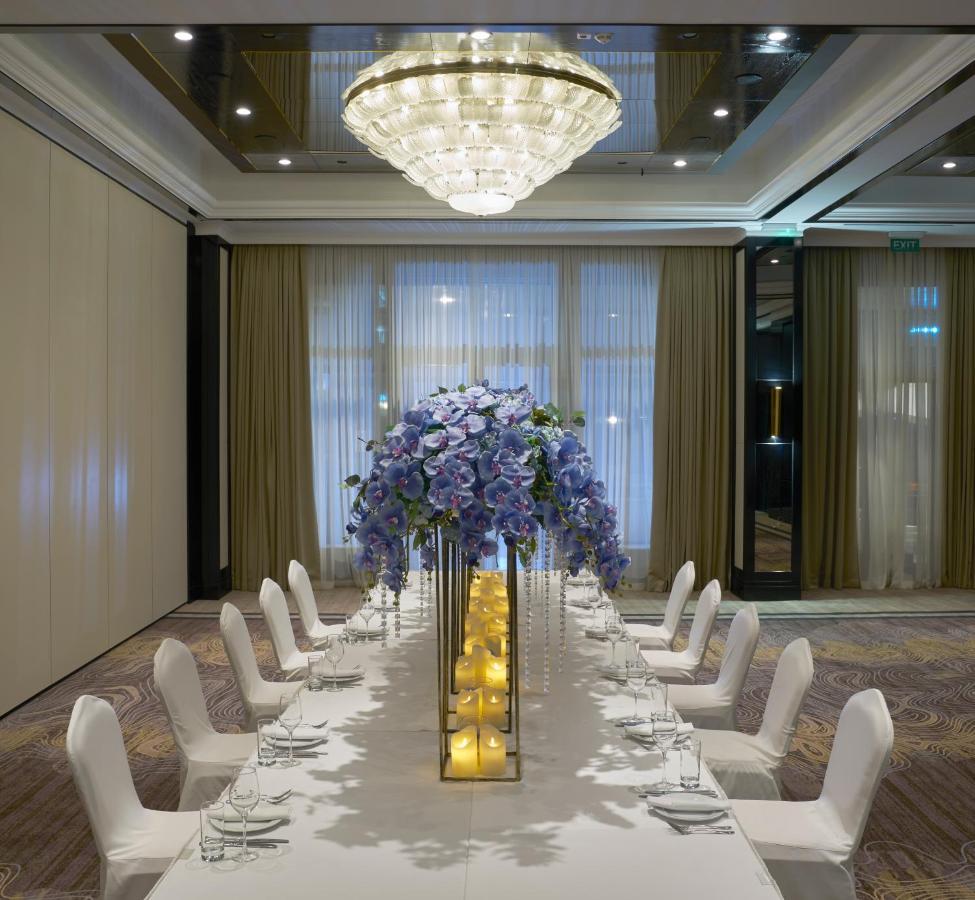 מלון Hyatt Regency בישקק מראה חיצוני תמונה